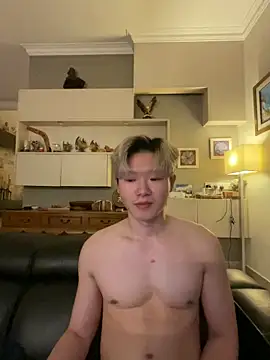 Snapshot of zachlee_69 chatting on June 7, 7:06 pm zachlee 69 online show from June 7, 7:06 pm