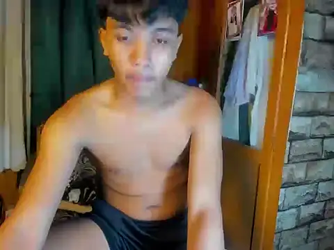 chris hot asian loverboy online show from July 13, 4:32 pm