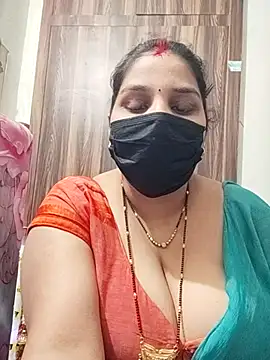 Snapshot of Sexybhabhi6 chatting on January 7, 11:45 am Sexybhabhi6 online show from January 7, 11:45 am