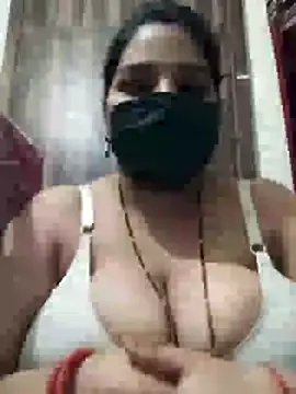 Snapshot of Sexybhabhi6 chatting on February 22, 1:09 pm Sexybhabhi6 online show from February 22, 1:09 pm