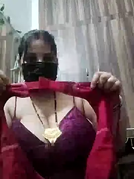 Snapshot of Sexybhabhi6 chatting on June 12, 1:10 pm Sexybhabhi6 online show from June 12, 1:10 pm