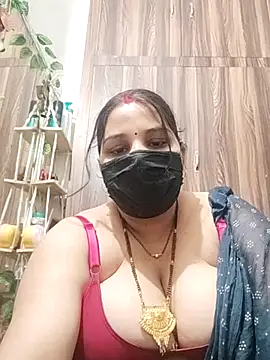 Snapshot of Sexybhabhi6 chatting on June 24, 1:43 pm Sexybhabhi6 online show from June 24, 1:43 pm