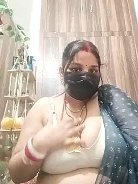 Snapshot of Sexybhabhi6 chatting on June 28, 8:42 am Sexybhabhi6 online show from June 28, 8:42 am