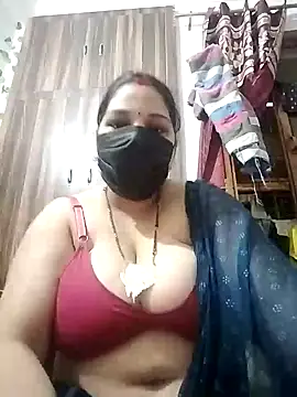 Snapshot of Sexybhabhi6 chatting on August 7, 10:50 am Sexybhabhi6 online show from August 7, 10:50 am