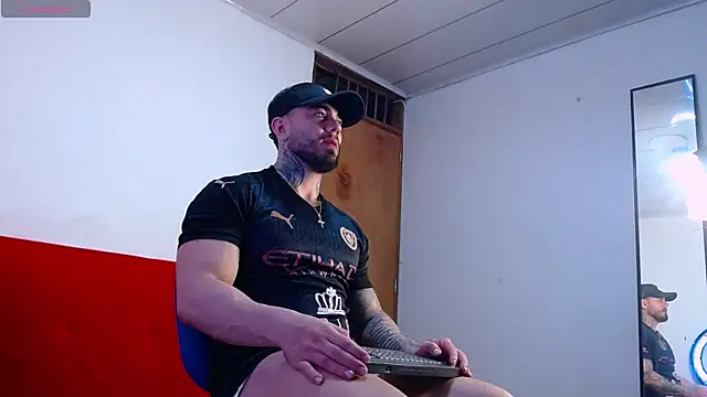 tommyblessd1 online show from March 13, 4:52 am