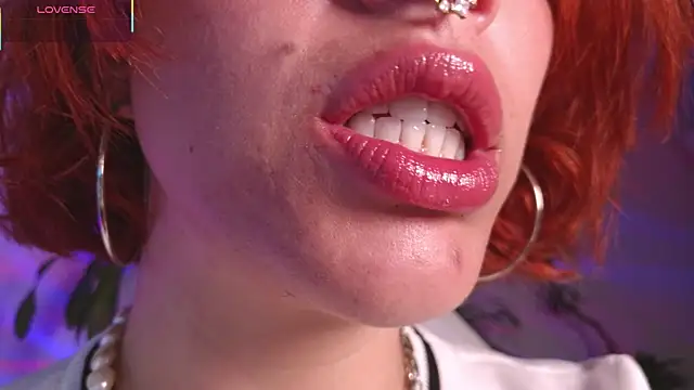 bri von dhara   online show from May 22, 11:43 pm
