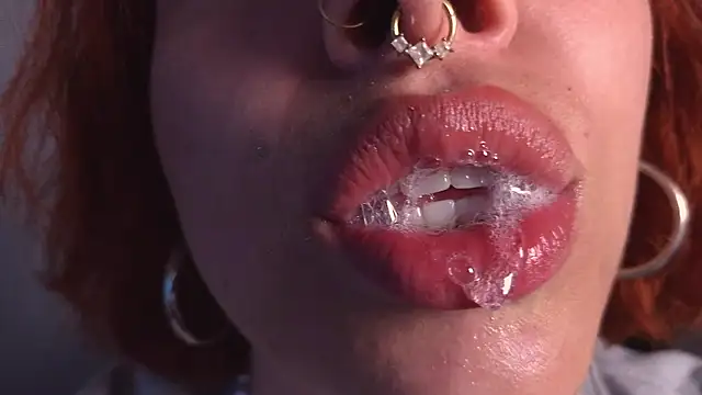 bri von dhara   online show from May 27, 2:19 am