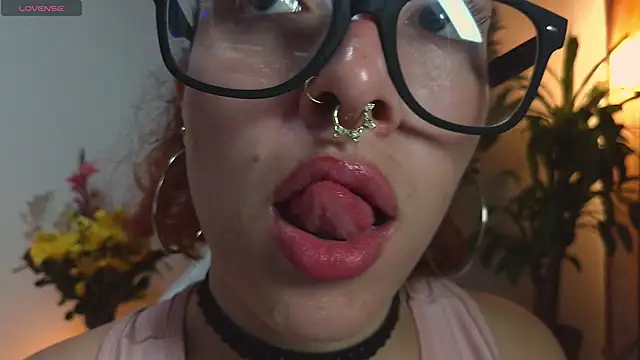 bri von dhara   online show from June 11, 4:38 pm