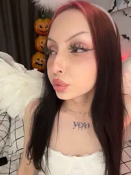 Lina Thornton  online show from October 30, 8:53 pm