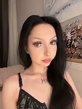 Snapshot of Lina_Thornton_ chatting on May 28, 9:45 pm Lina Thornton online show from May 28, 9:45 pm