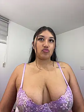 SharaRous online show from May 17, 8:38 pm