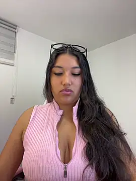 SharaRous online show from May 31, 1:14 am