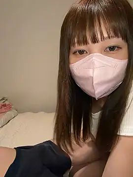Snapshot of erokami36 chatting on May 22, 3:39 pm erokami36 online show from May 22, 3:39 pm
