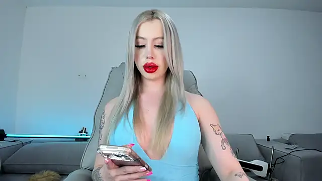 Sweet Soffi online show from May 23, 3:01 am