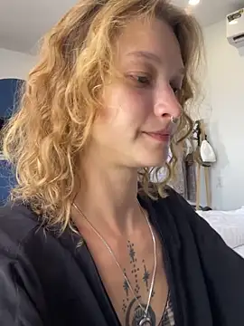 Snapshot of __grace__ chatting on May 11, 5:13 am grace online show from May 11, 5:13 am