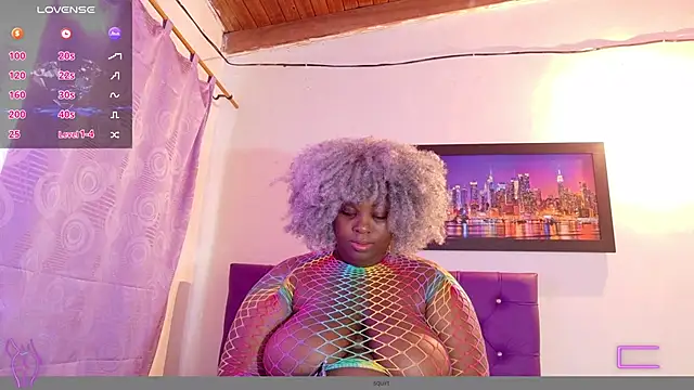 Snapshot of ebony_NeighborMoans chatting on June 15, 6:10 pm ebony NeighborMoans online show from June 15, 6:10 pm