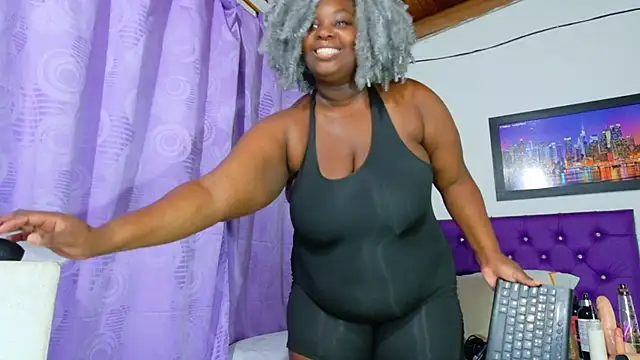 ebony NeighborMoans online show from July 2, 3:06 am