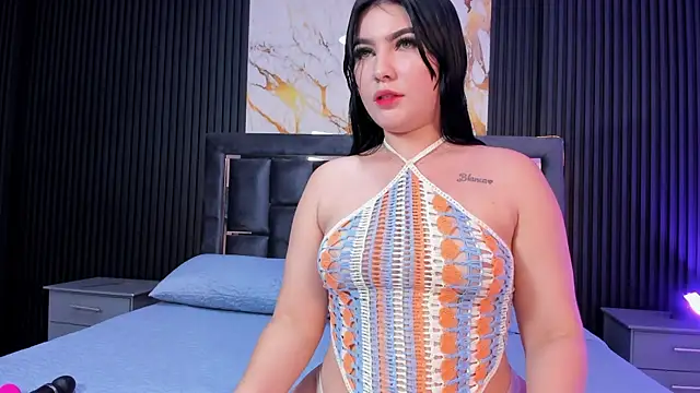 Snapshot of MiaaFarrel chatting on October 20, 7:14 pm MiaaFarrel online show from October 20, 7:14 pm