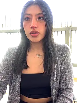 KloePink  online show from October 4, 1:20 pm