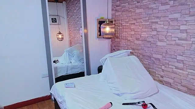 Martina thompson69 online show from January 9, 2:31 pm