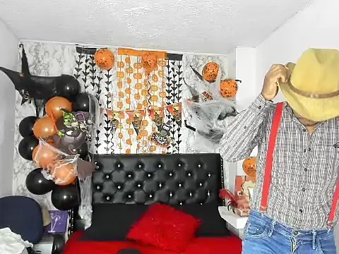 Snapshot of Adam_Morgan2 chatting on October 31, 5:36 pm Adam Morgan2 online show from October 31, 5:36 pm