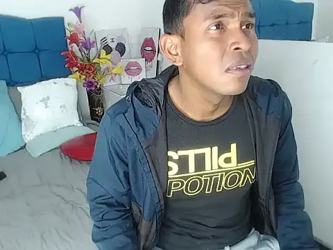 Snapshot of Adam_Morgan2 chatting on November 27, 3:19 am Adam Morgan2 online show from November 27, 3:19 am