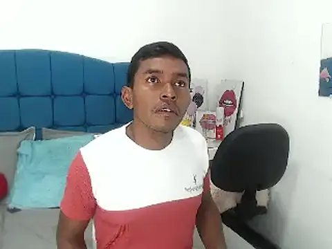 Snapshot of Adam_Morgan2 chatting on November 29, 7:39 pm Adam Morgan2 online show from November 29, 7:39 pm