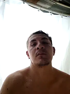 Snapshot of Leo_est chatting on October 15, 5:51 am Leo est online show from October 15, 5:51 am