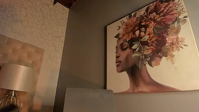 Snapshot of AlannaBlakes chatting on December 17, 3:01 am AlannaBlakes online show from December 17, 3:01 am