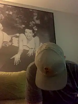 Hothotboyg online show from January 9, 2:42 pm