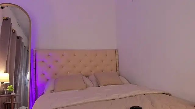 elzafuentes1 online show from March 5, 8:16 pm