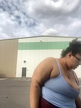 wishuhope4 online show from October 10, 9:25 pm