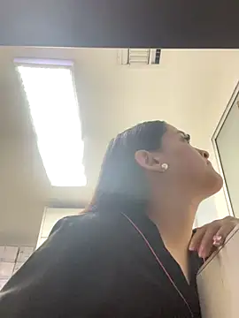 Snapshot of marianm29 chatting on November 10, 1:43 pm marianm29 online show from November 10, 1:43 pm