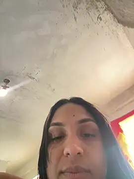 Snapshot of Messy-diana21 chatting on February 8, 7:50 pm Messy-diana21 online show from February 8, 7:50 pm