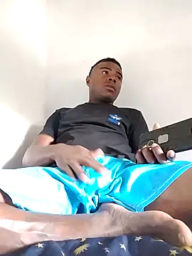 Snapshot of _yefez chatting on February 11, 7:08 pm yefez online show from February 11, 7:08 pm