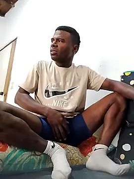 Snapshot of _yefez chatting on February 24, 4:05 pm yefez online show from February 24, 4:05 pm