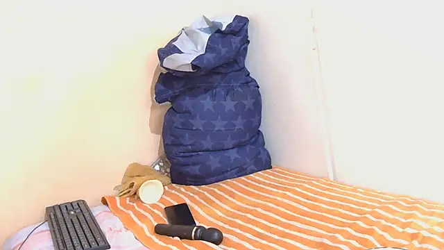 EbonyPhatBooty online show from October 24, 6:10 am