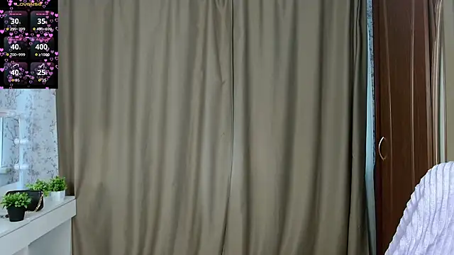 Snapshot of juicegirl3408 chatting on September 10, 9:53 am juicegirl3408 online show from September 10, 9:53 am