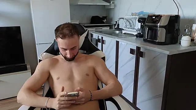 RyanStorm  online show from November 2, 11:23 am