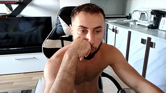 RyanStorm  online show from August 2, 9:41 am