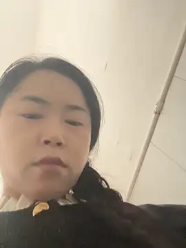 Snapshot of DHJM168 chatting on November 7, 3:28 am DHJM168 online show from November 7, 3:28 am