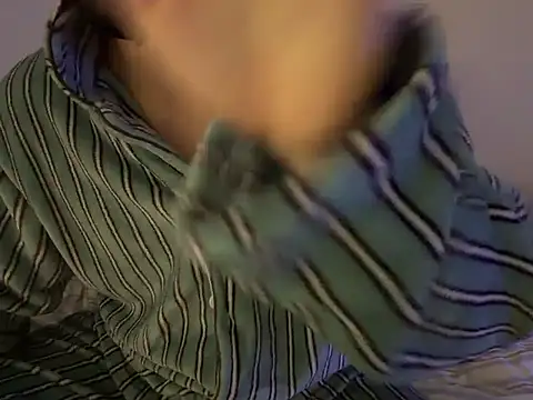 Snapshot of hijin11415 chatting on February 20, 5:02 pm hijin11415 online show from February 20, 5:02 pm