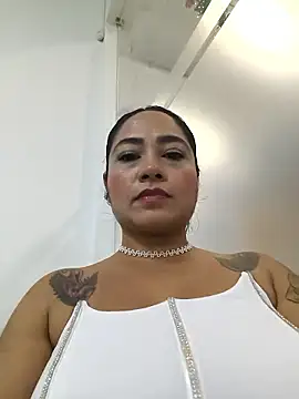 Snapshot of julieta_evanns1 chatting on January 9, 8:10 pm julieta evanns1 online show from January 9, 8:10 pm