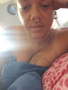 Snapshot of GoddessChantelle chatting on May 30, 10:23 am GoddessChantelle online show from May 30, 10:23 am
