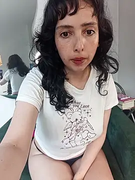 Snapshot of a_Malgosia_mako chatting on October 27, 3:05 pm a Malgosia mako online show from October 27, 3:05 pm