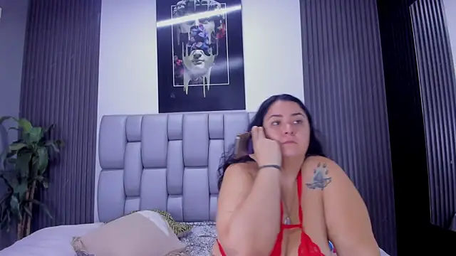 Bora Lajuana online show from October 18, 4:15 am