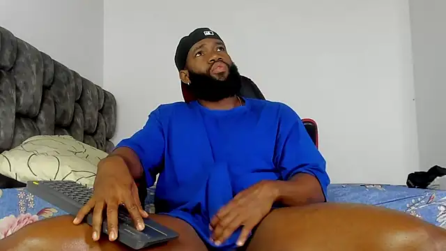 Snapshot of james_musclebbc chatting on September 26, 12:42 pm james musclebbc online show from September 26, 12:42 pm