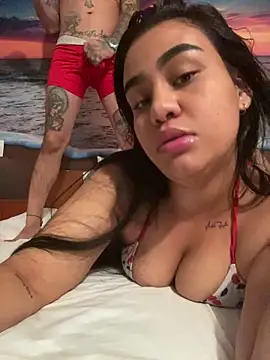 Snapshot of miawhithee chatting on November 8, 11:58 pm miawhithee online show from November 8, 11:58 pm