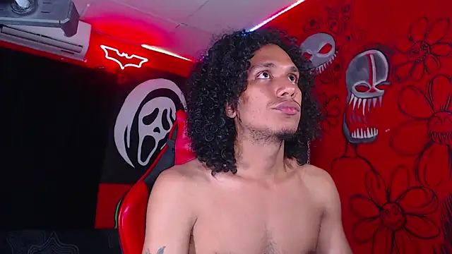 Snapshot of dante_hellsingx chatting on November 28, 12:46 am dante hellsingx online show from November 28, 12:46 am