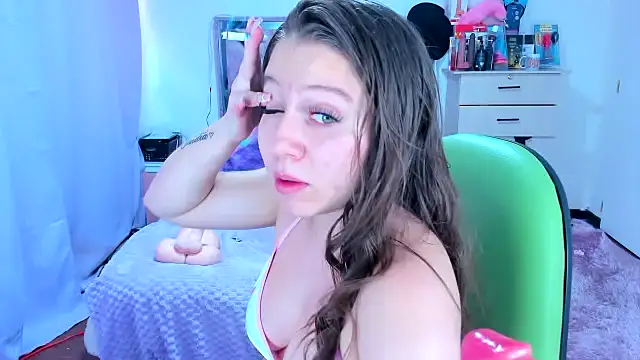 Snapshot of Luna_Analya chatting on November 22, 7:02 pm Luna Analya online show from November 22, 7:02 pm